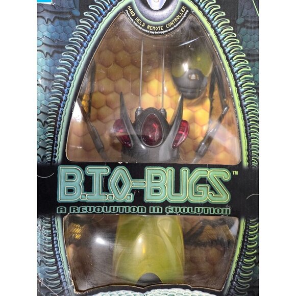 B.I.O.-Bug with Handheld Remote Controller Ages 4+ By Hasbro 80s Never Opened - Picture 1 of 14